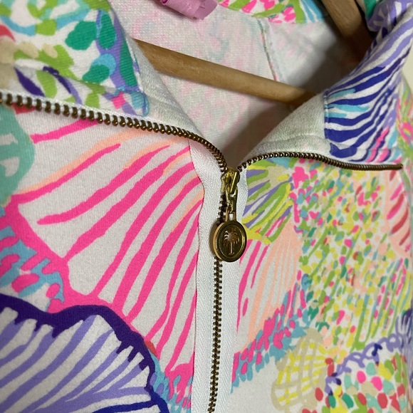 Lilly Pulitzer Pullover with Pocket | UPF 50+ Skipper Popover - Picture 6 of 7